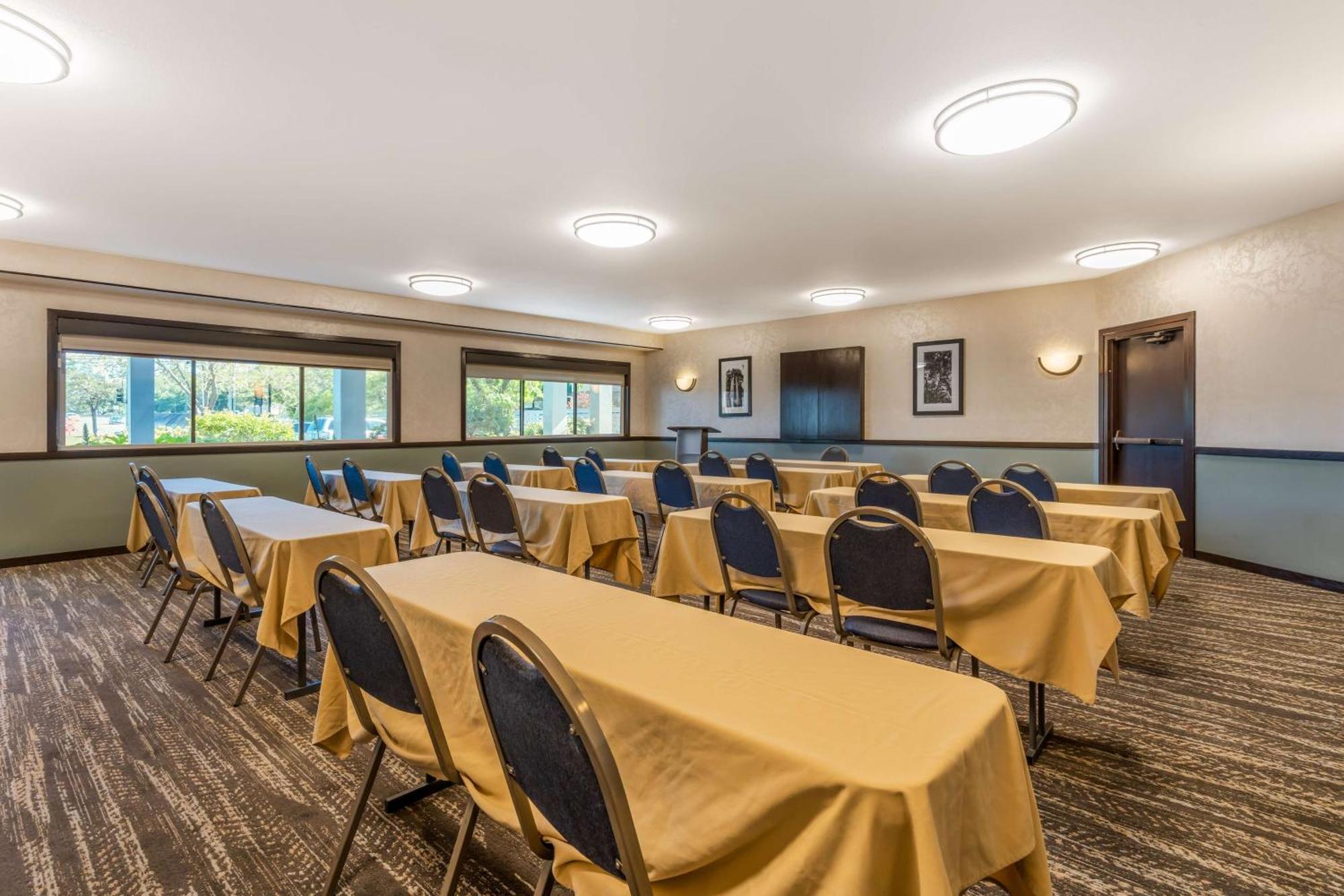 Best Western Plus Wine Country Inn & Suites Santa Rosa Exterior foto