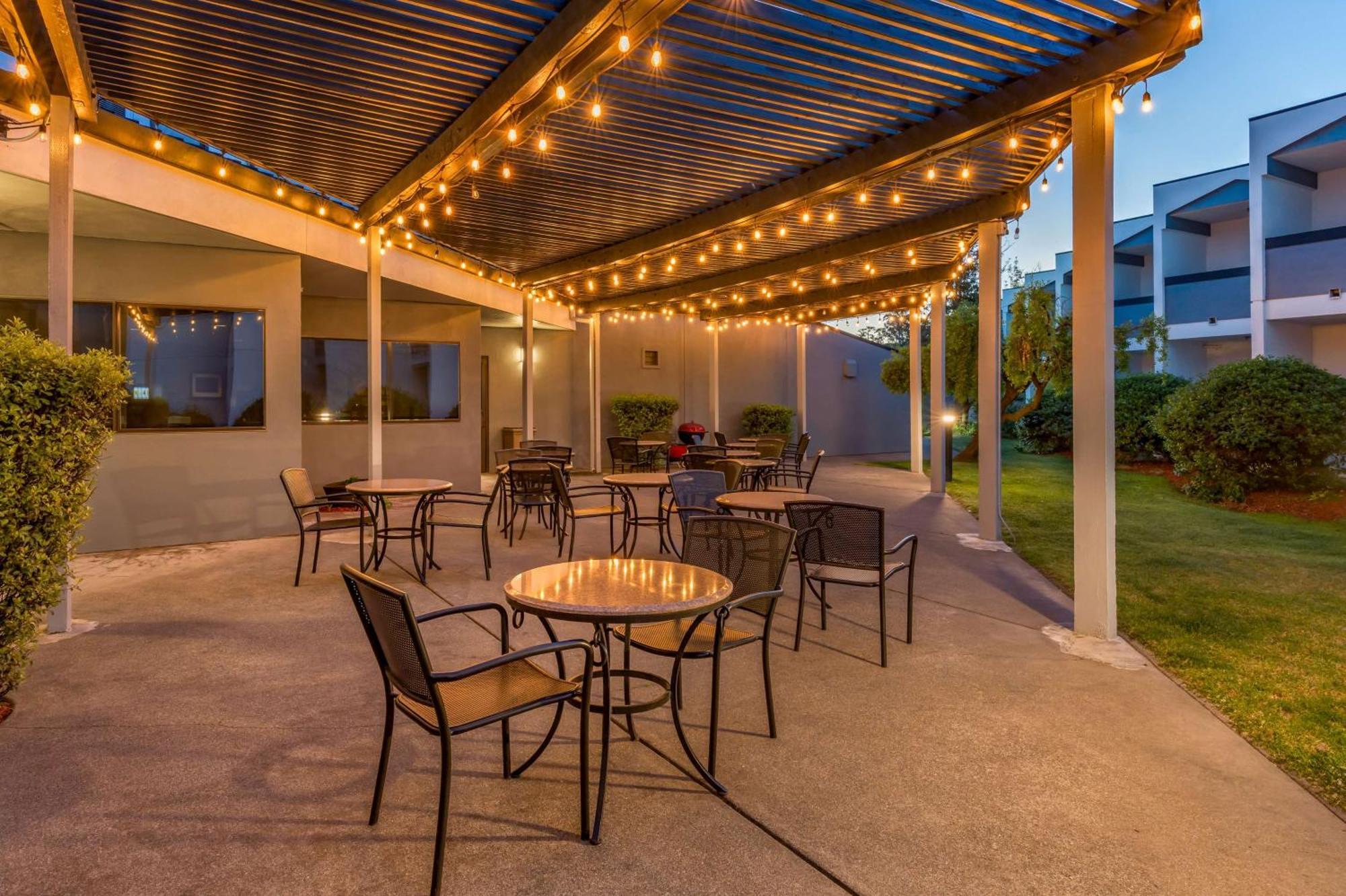 Best Western Plus Wine Country Inn & Suites Santa Rosa Exterior foto